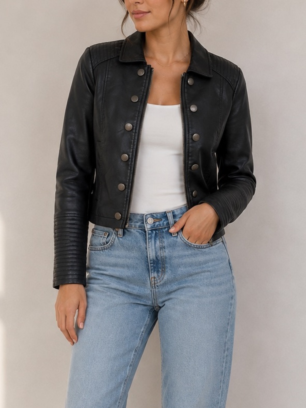 BB Dakota Women’s Faux Leather Cropped Jacket Classic Moto Style Size Small